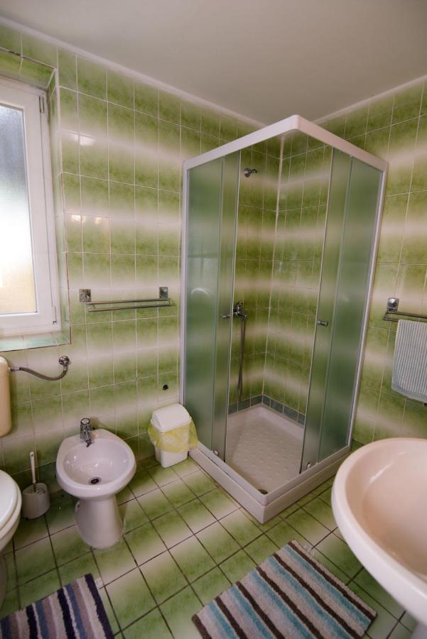 Nena Apartment Mali Losinj Exterior photo