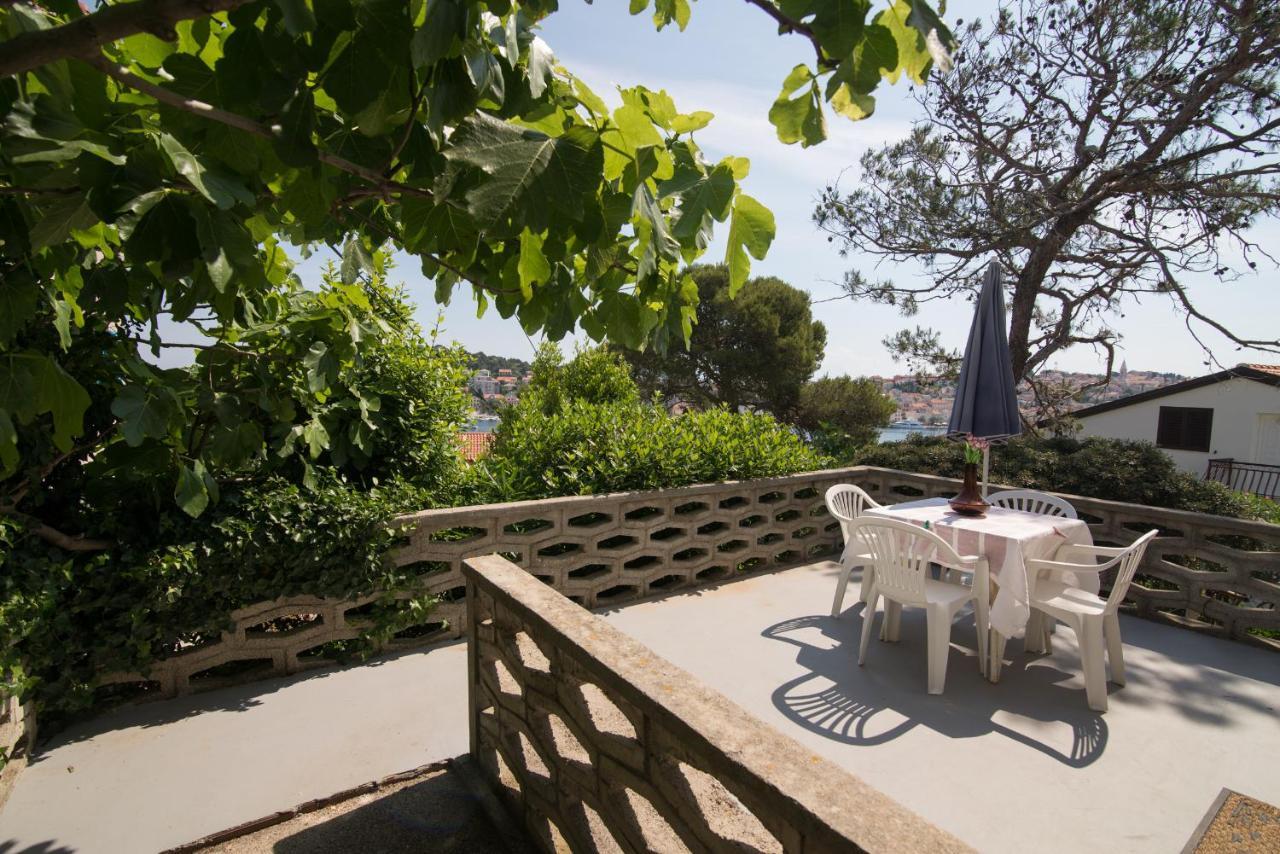 Nena Apartment Mali Losinj Exterior photo