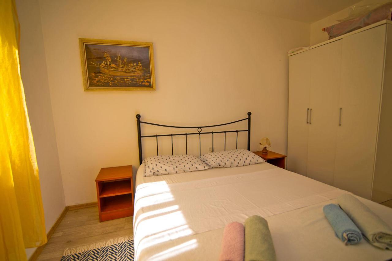Nena Apartment Mali Losinj Exterior photo